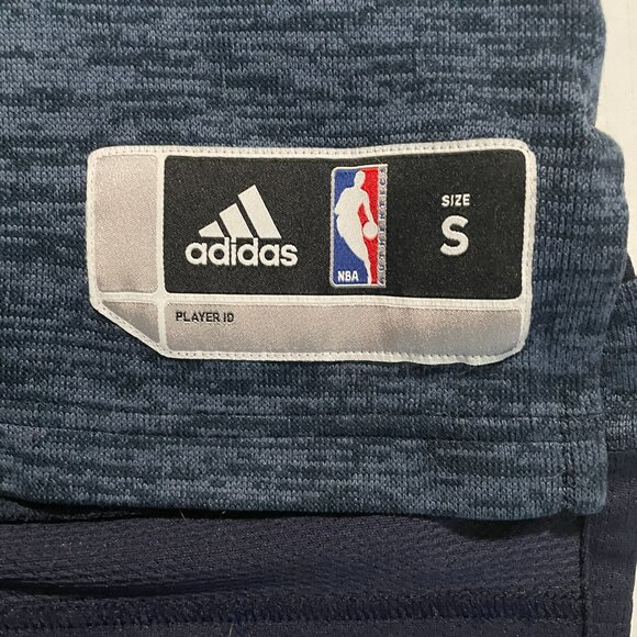 Dallas Mavericks Tee - Picture 3 of 5